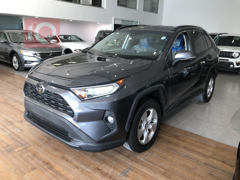 تۆیۆتا ڕاڤ 4